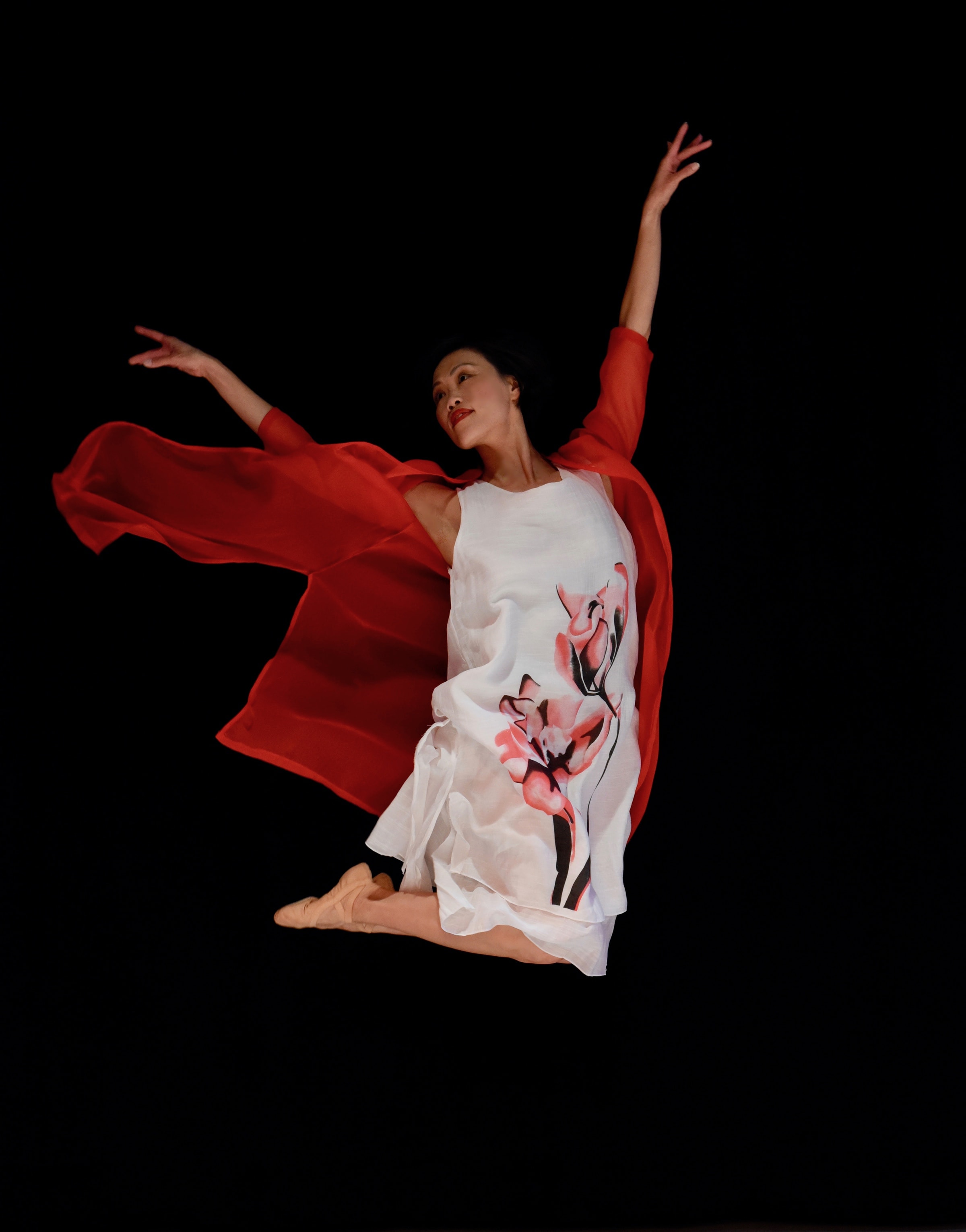 GinDance_ShuChen_8_HiRES